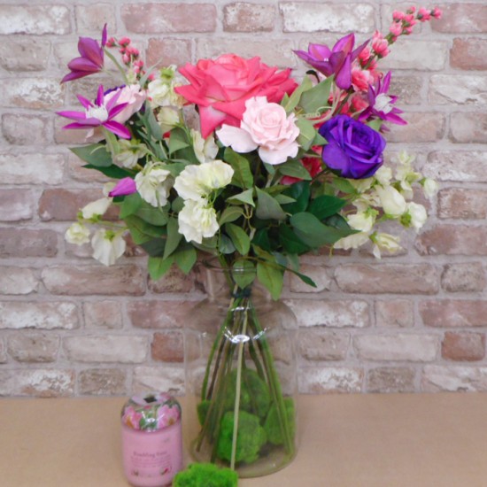 Bright artificial flowers discount